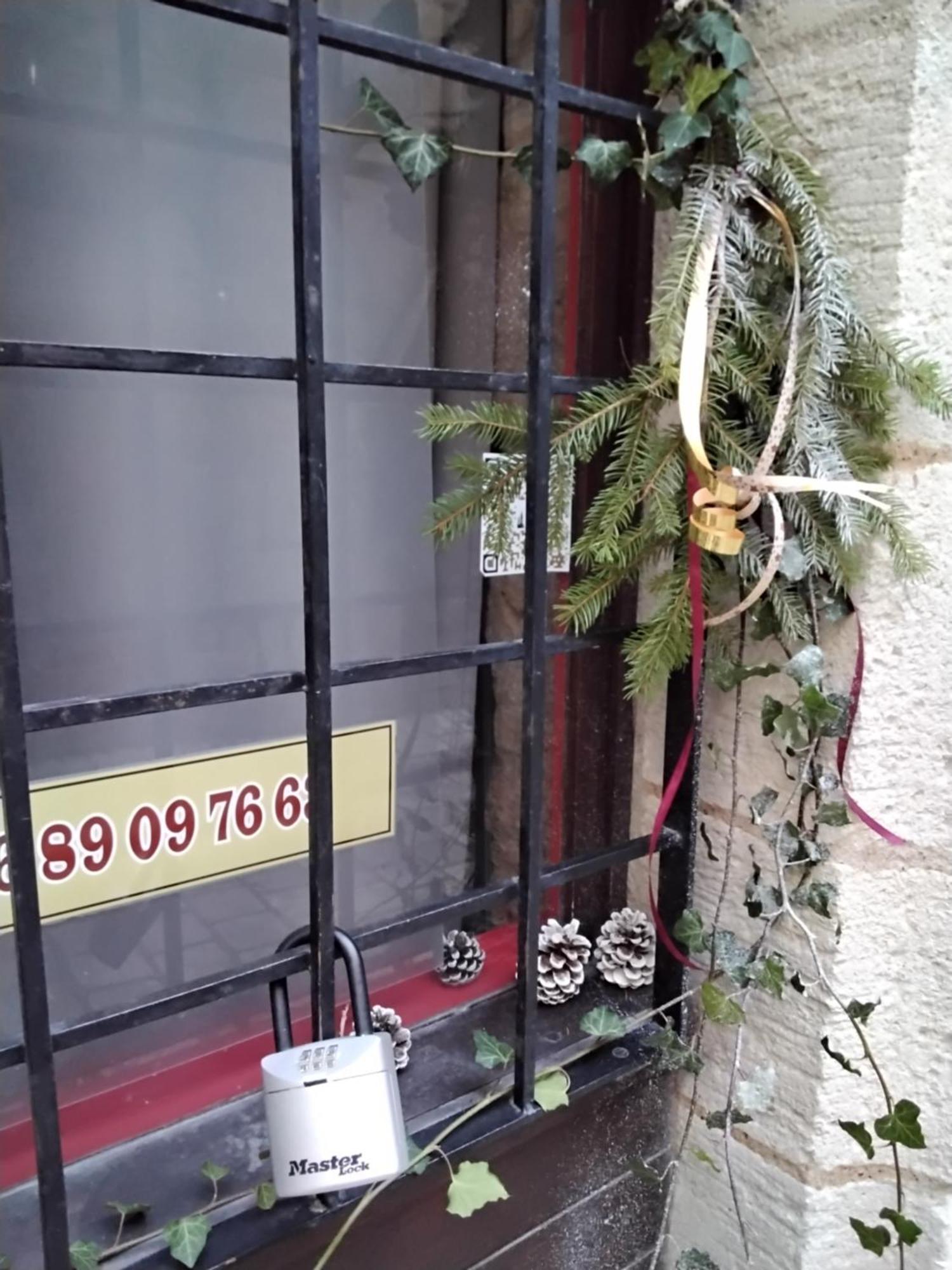 Logis 8 St Front Gite Urbain ペリグー エクステリア 写真